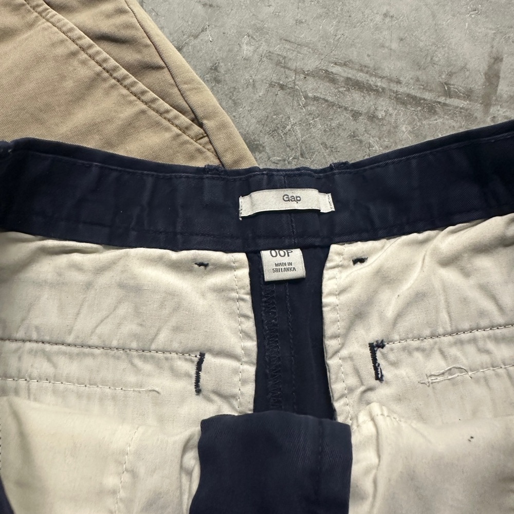 Bundle Gap Shorts - Picture 2 of 4